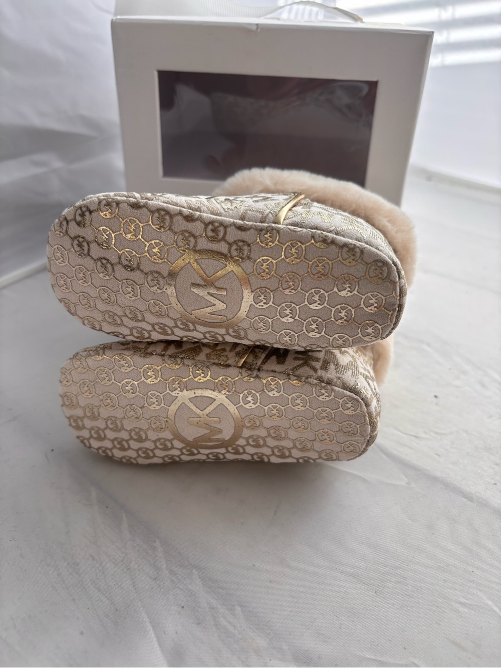 Michael Kors Baby Faux-Fur Trim Gold Logo Booties - Size 3 - Picture 5 of 9